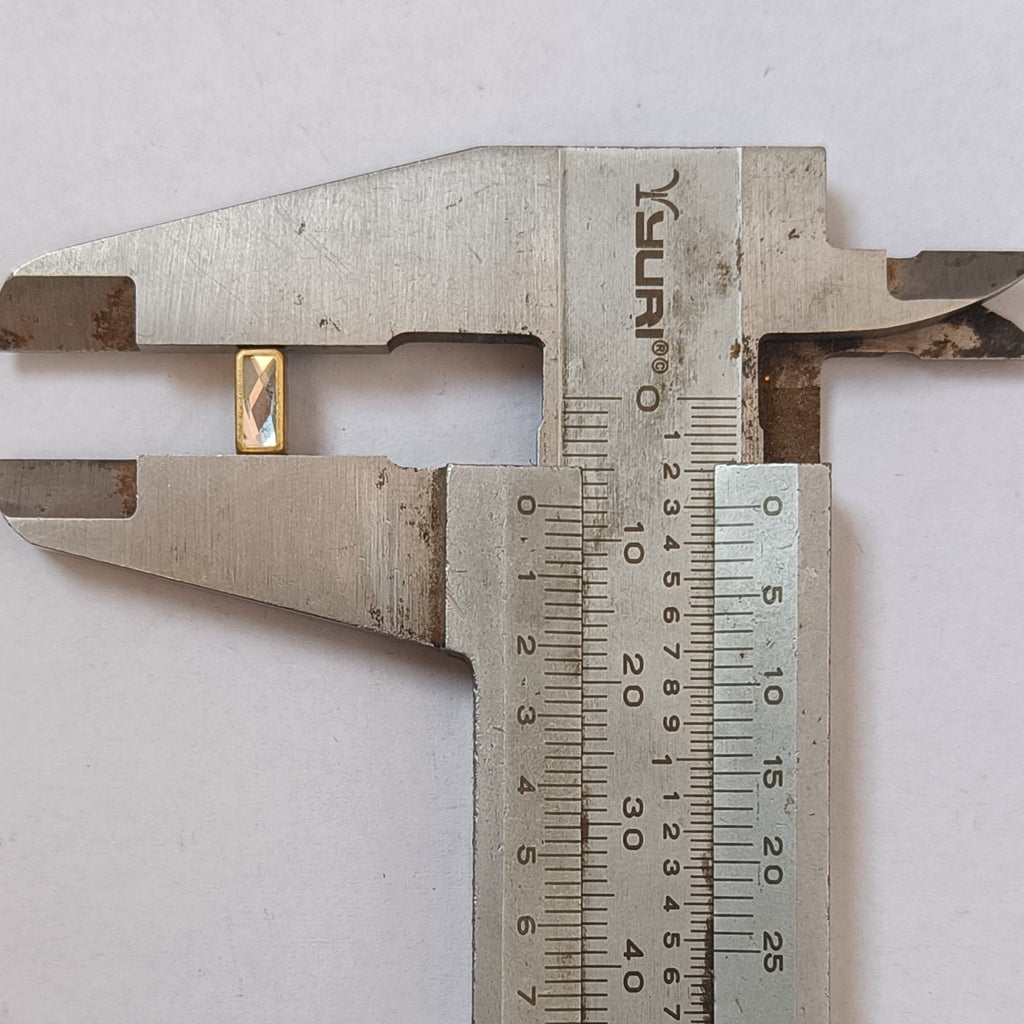 VDEAL BEADS kundan 800 pcs size = 4x8mm rectangle shaped kundan with fabric glue