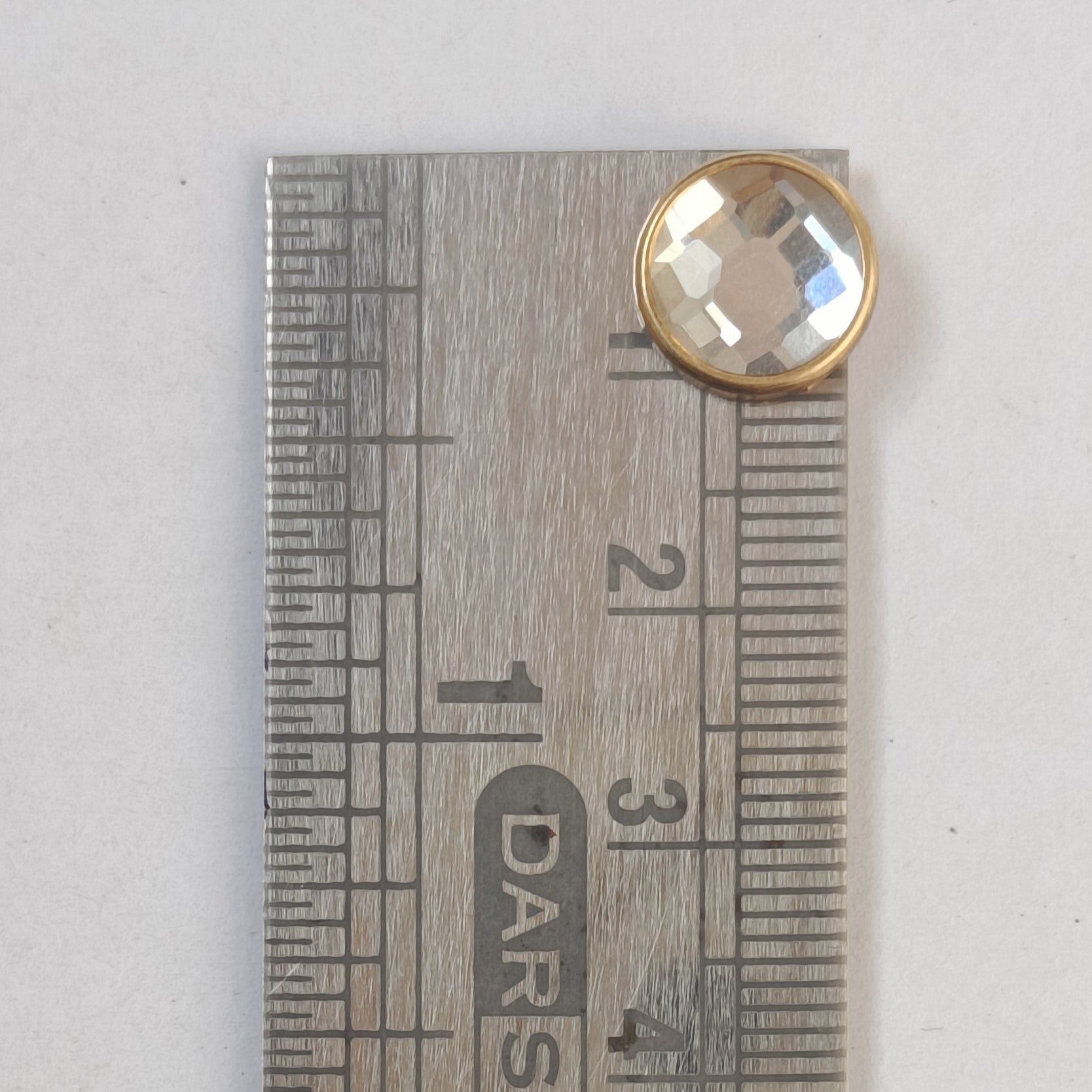 VDEAL BEADS 100pcs of 10mm round kundan with fabric glue