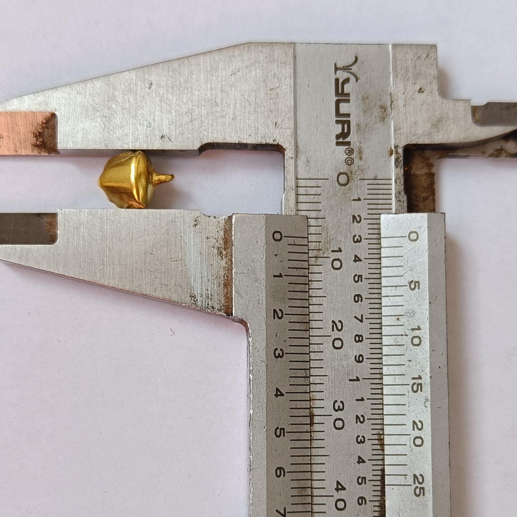 VDEAL BEADS 500pcs of golden ghungroo size: 8mm