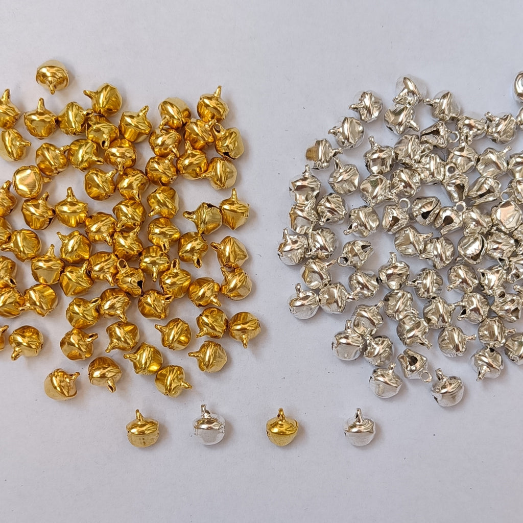 VDEAL BEADS 250pcs of golden ghungroo + 250pcs of silver ghungroo size: 8mm