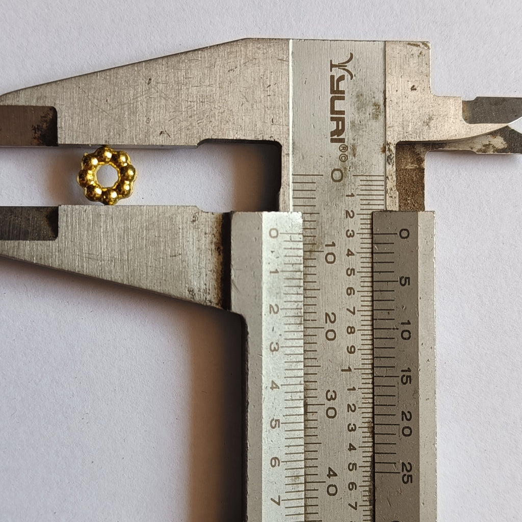 VDEAL BEADS, 1700pcs of 8mm golden noori beads, golden chakri, flower shaped beads