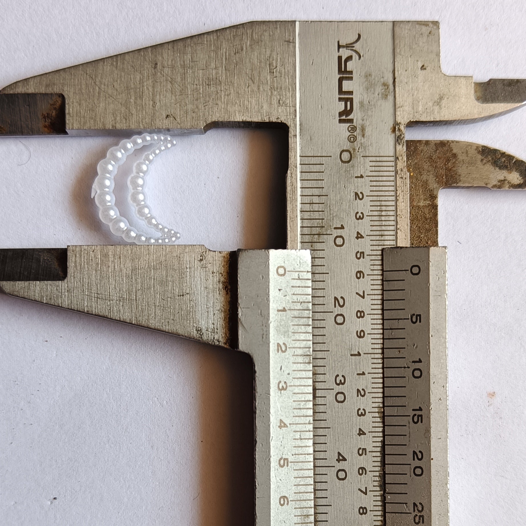 vdealbeads, 900 pcs of 11x15mm moon shaped pearl beads, pearl beads, moon shaped beads