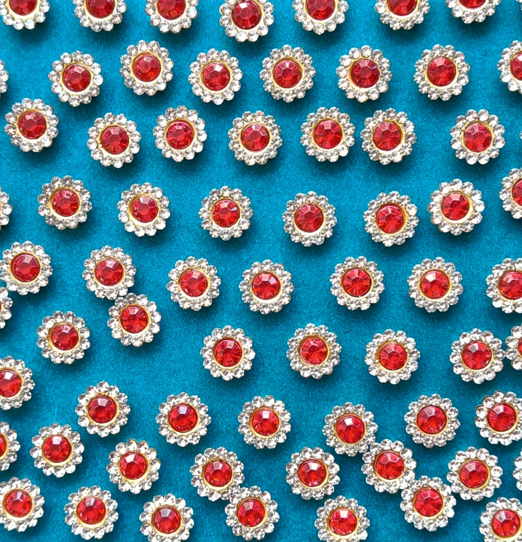 VDEAL ONLINE | Red Stone Studded Flower Buttons 10mm (2000 pcs) | VDEAL Online